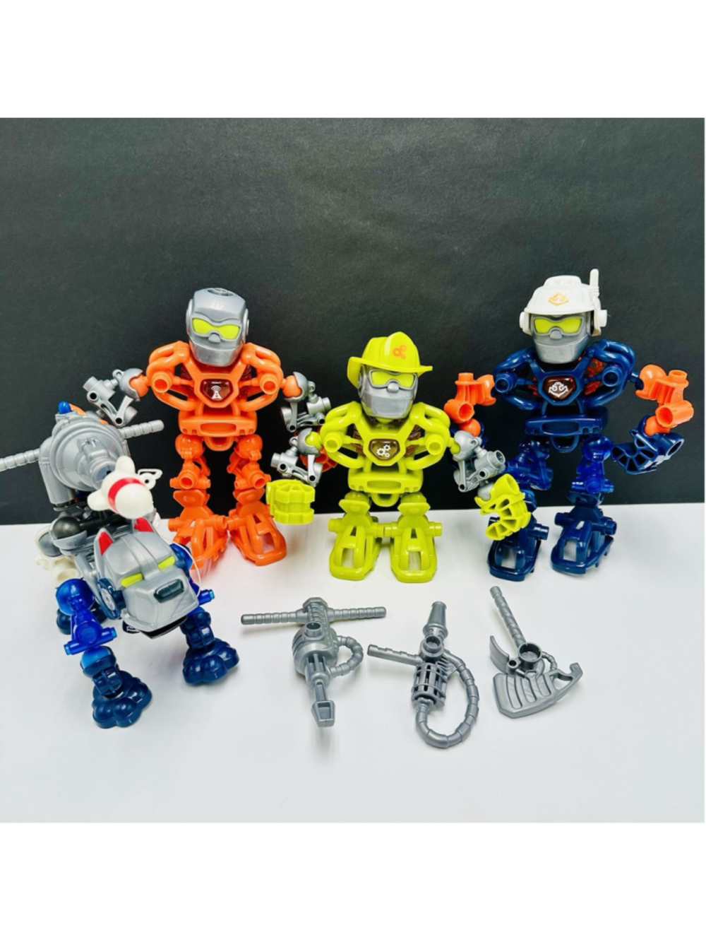 Mega Bloks Rescue Tech Construction and Rocket Dog Adventure Figure Lot Mixed